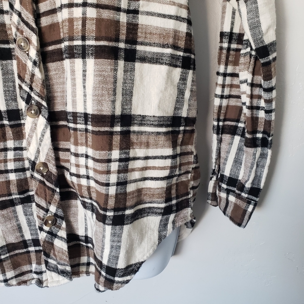 Maurices XS Brown Black Ivory Plaid Button Up Flannel Shirt Long Sleeve Shacket - Picture 8 of 8